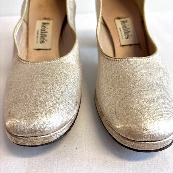 Vintage 1960s Gold Metallic Pumps Fits Size 8-9 Narrow Midcentury Sixties 60's - Picture 4 of 9